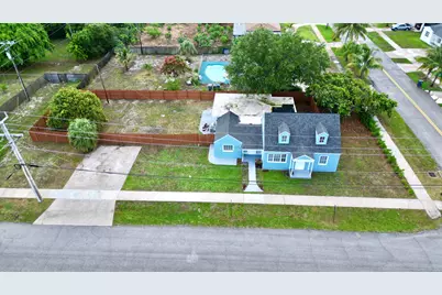 307 4th Street, Lake Park, FL 33403 - Photo 15
