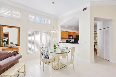 1071 Delray Lakes Drive, Delray Beach, FL 33444 - Photo 7