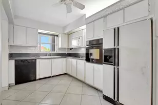 5800 Fernley Dr W, West Palm Beach, FL 33415 - Photo 17