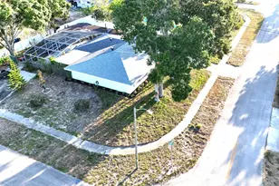 948 Canal Cir, Sebastian, FL 32958 - Photo 31