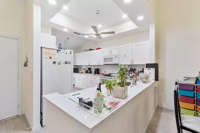 10900 Waterberry Court, Boca Raton, FL 33498 - Photo 9