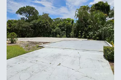 958 NE Dahoon Terrace, Jensen Beach, FL 34957 - Photo 3