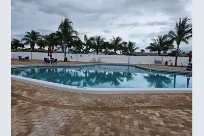2941 Crrosley Drive W, Unit #E, West Palm Beach, FL 33415 - Photo 13