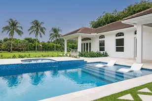 8246 Man O War Rd, Palm Beach Gardens, FL 33418 - Photo 9