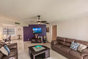 4270 NW 40th St, Lauderdale Lakes, FL 33319 - Photo 5