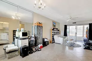 1021 Crystal Lake Dr, Deerfield Beach, FL 33064 - Photo 3