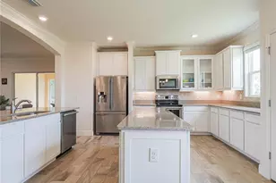 2529 St Lucia Cir, Vero Beach, FL 32967 - Photo 9