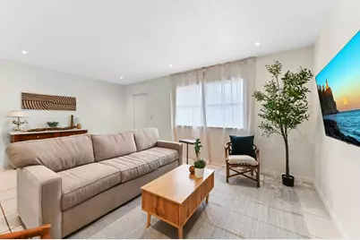 271 Saxony, Unit #F, Delray Beach, FL 33446 - Photo 3