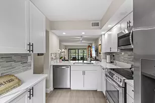 12829 Briarlake Dr, Palm Beach Gardens, FL 33418 - Photo 3