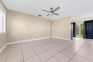5810 SW 38th Ct, Davie, FL 33314 - Photo 5