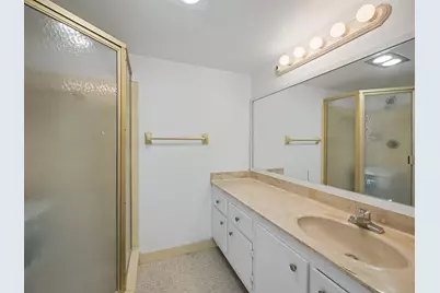 4800 Bayview Drive #606, Fort Lauderdale, FL 33308 - Photo 15