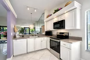 10592 Tropic Palm Ave, Boynton Beach, FL 33437 - Photo 11