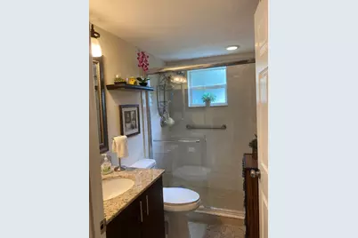 148 Normandy D, Delray Beach, FL 33484 - Photo 17
