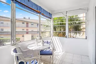 715 Lori Dr, Palm Springs, FL 33461 - Photo 15