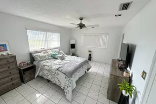 106 Lake Helen Dr, West Palm Beach, FL 33411 - Photo 17