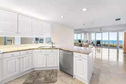 800 Ocean Drive, Unit #204, Juno Beach, FL 33408 - Photo 9