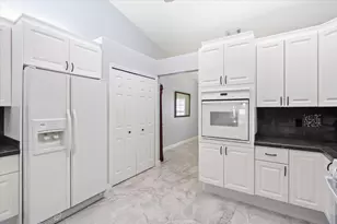 1976 SW Aaron Ln, Port Saint Lucie, FL 34953 - Photo 25