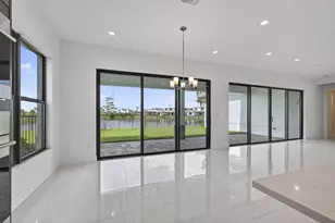 12874 Crane Xing, Palm Beach Gardens, FL 33412 - Photo 17