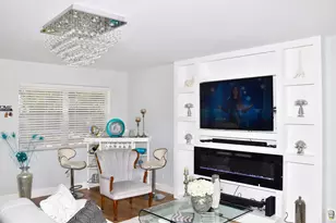 203 S Windsor I Unit, West Palm Beach, FL 33417 - Photo 7