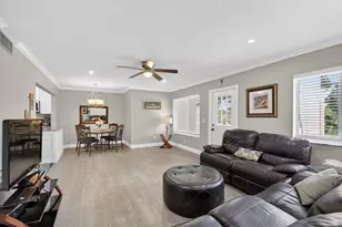 335 Pine Ridge Cir, Greenacres, FL 33463 - Photo 9