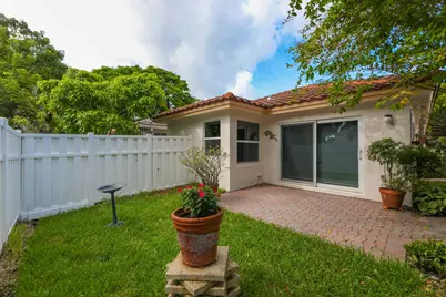 160 NW 75th Way, Plantation, FL 33317 - Photo 31