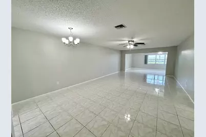 5725 Fernley Drive E, Unit #71, West Palm Beach, FL 33415 - Photo 19