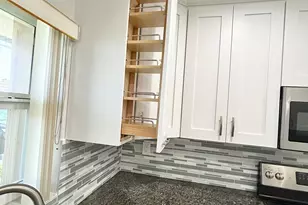 5725 Fernley Dr E, West Palm Beach, FL 33415 - Photo 7