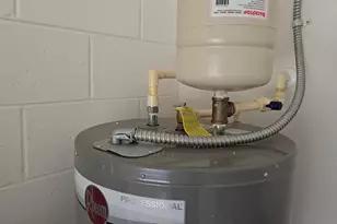 346 Lexington Ave SW, Vero Beach, FL 32962 - Photo 33