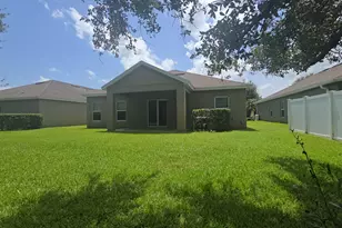 346 Lexington Ave SW, Vero Beach, FL 32962 - Photo 5