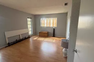 425 Lake Helen Dr, West Palm Beach, FL 33411 - Photo 9