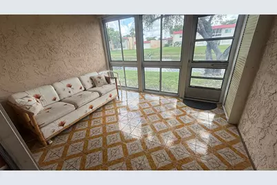 425 Lake Helen Drive, West Palm Beach, FL 33411 - Photo 13