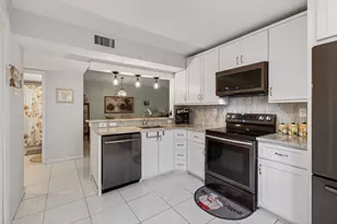15450 Pembridge Ave, Delray Beach, FL 33484 - Photo 3