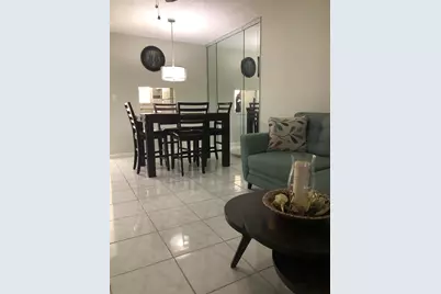 8051 Sunrise Lakes Drive N, Unit #202, Sunrise, FL 33322 - Photo 7