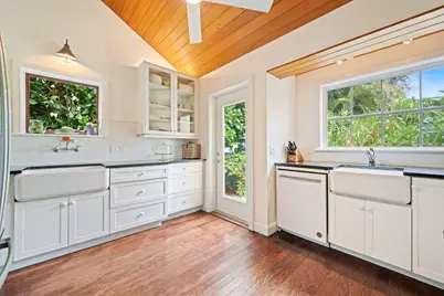 353 Seaspray Avenue, Palm Beach, FL 33480 - Photo 5