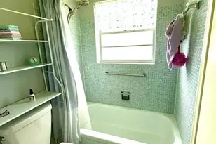 127 Berkshire F, West Palm Beach, FL 33417 - Photo 23