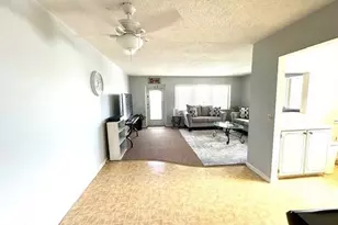 127 Berkshire F, West Palm Beach, FL 33417 - Photo 7