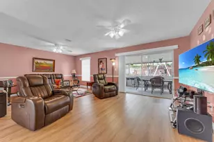 2745 Cambridge Rd, Lake Worth, FL 33462 - Photo 27