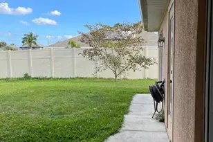 2202 SW Crocus Ln, Port Saint Lucie, FL 34953 - Photo 25