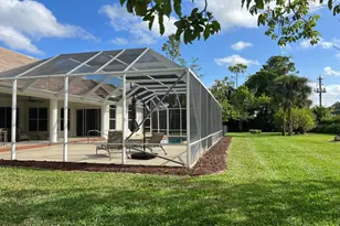 103 Squire Dr, Wellington, FL 33414 - Photo 5