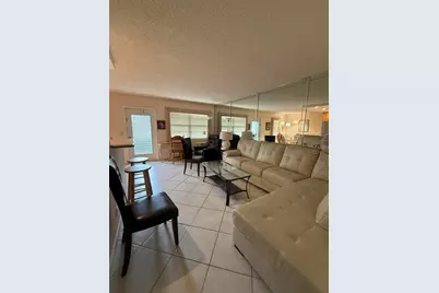 1046 Wolverton C, Boca Raton, FL 33434 - Photo 7