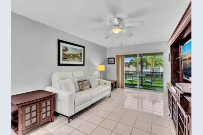 9855 Sandalfoot Boulevard, Unit #320, Boca Raton, FL 33428 - Photo 11