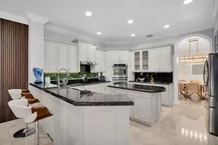 718 Edgebrook Ln, West Palm Beach, FL 33411 - Photo 15