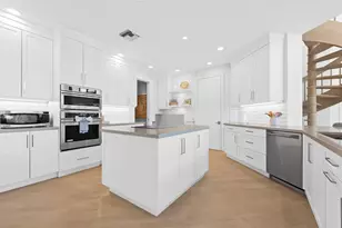 396 E Coconut Palm Rd, Boca Raton, FL 33432 - Photo 19