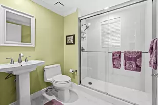 2650 Lake Shore Dr, Riviera Beach, FL 33404 - Photo 29