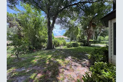 2440 88th Avenue, Vero Beach, FL 32966 - Photo 5
