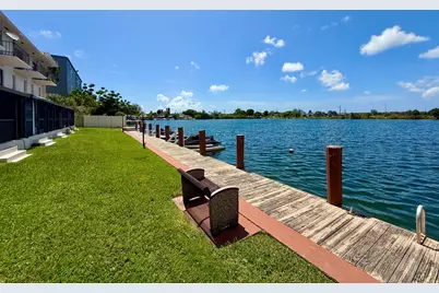 1100 Crystal Lake Drive #107, Deerfield Beach, FL 33064 - Photo 5