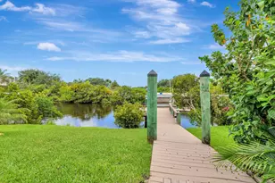 699 SW River Bend Cir, Stuart, FL 34997 - Photo 31