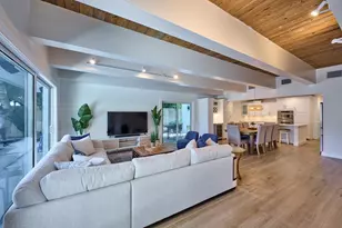 100 Neptune Dr, Hypoluxo, FL 33462 - Photo 29