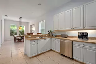 616 NE Canoe Park Cir, Port Saint Lucie, FL 34983 - Photo 17