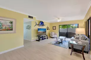 3209 S Lakeview Cir, Hutchinson Island, FL 34949 - Photo 9